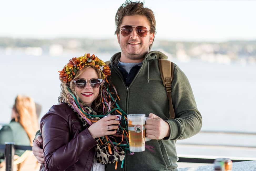 Circle Line: Bear Mountain Foliage & Oktoberfest Cruise NYC - The Hudson River route: fall colors plus landmark viewing