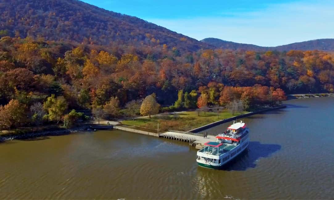 Circle Line: Bear Mountain Foliage & Oktoberfest Cruise NYC - From Pier 83 to boarding: keeping the morning simple