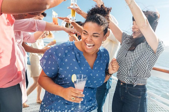 City Cruises New York Alive After Five Cruise - Key things that make this cruise worth your time