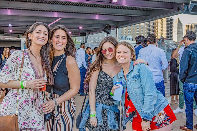 City Cruises New York Alive After Five Cruise - Views vs comfort: seating, decks, and what can go wrong (and how to fix it)
