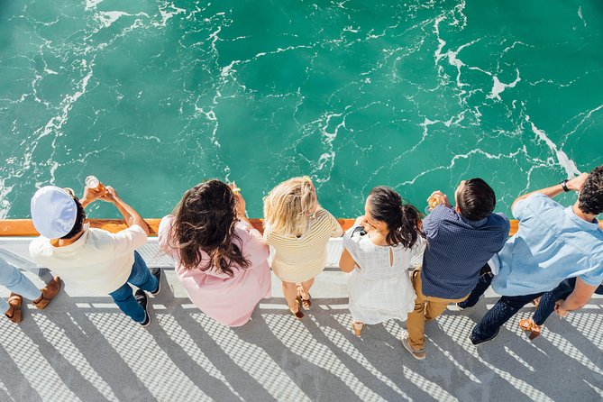 City Cruises New York Alive After Five Cruise - The harbor route: which landmarks you’ll actually get to see