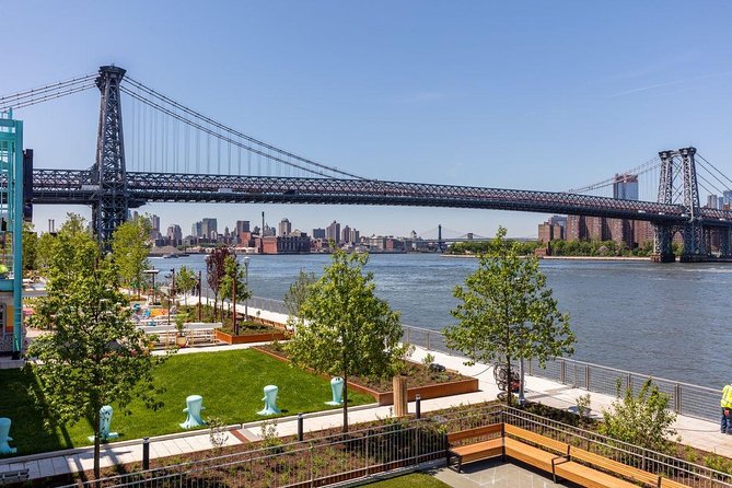 Contrasts of New York Tour: Harlem, The Bronx, Queens, and Brooklyn - Mansion Contrasts in the Bronx: Seeing Wealth and Everyday Life Side by Side