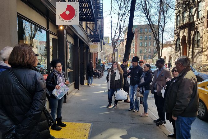 Delicious Donuts in Union Square: New York's Sweetest City Tour - Donut choices, sharing, and how to avoid a sugar crash