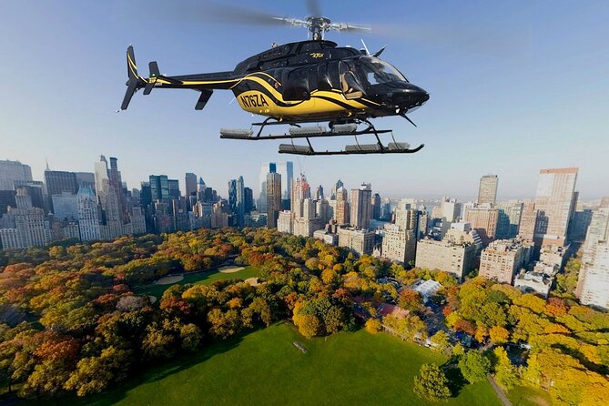 Deluxe Manhattan Helicopter Tour - Seating and comfort: small aircraft, real differences