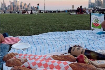Deluxe Picnic for 2 (Grab and Go) - Pickup at 405 Central Park West vs. Hotel Delivery