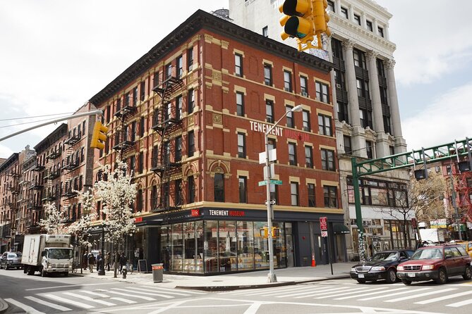 Devour New York Lower East Side Guided Food Tour - Who This Tour Suits Best (And Who Should Skip It)