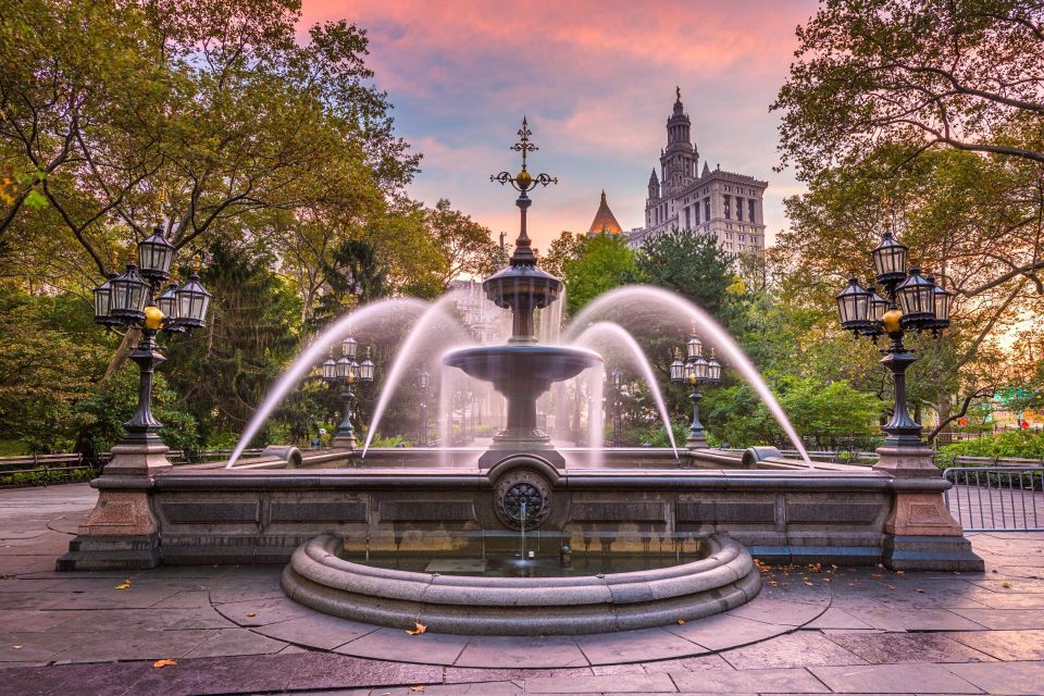 Downtown New York Highlights Private Walking Tour - 9/11 Memorial and Ground Zero on the 6-hour option