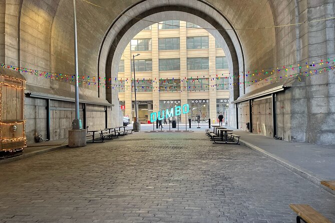 DUMBO Brooklyn Food and Culture Tour - Plymouth Church: Underground Railroad connections you can stand on