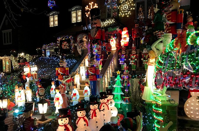 Dyker Heights Christmas Lights Tour from Times Square - Dyker Heights: why this neighborhood goes all-in