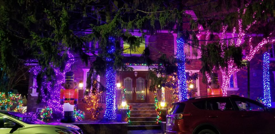 Dyker Heights Holiday Lights - Guide quality: what the best versions of this tour feel like