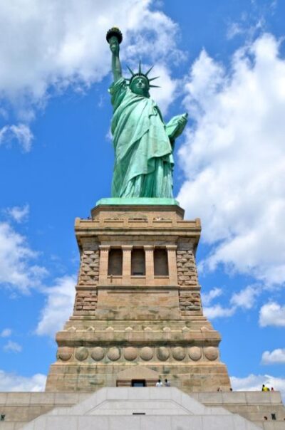 Easy Access Statue of Liberty & Brooklyn Bridge Discovery - Castle Clinton National Monument: Your Quiet Launchpad in Lower Manhattan