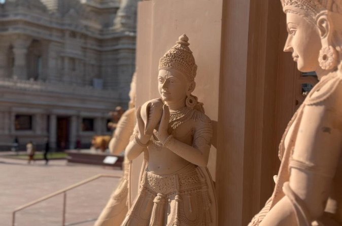 Explore the Hindu Temple a Spiritual Gem Near New York - Sacred gardens and photo-worthy details you’ll want to slow down for