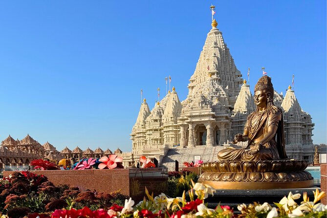 Explore the Hindu Temple a Spiritual Gem Near New York - Dress code and etiquette: the rules that keep your visit smooth