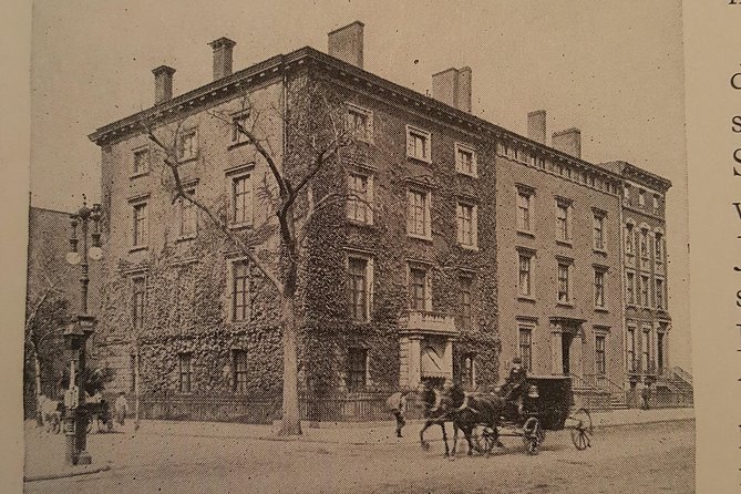 Explore the Ruins of a Forgotten City in the Middle of Manhattan - Fifth Avenue Between 23rd and 18th: How to Read Buildings Like Street Signs
