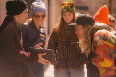 Fan Tribute: Taylor Swift in New York Walking Tour - How the 2-hour walk stays fun (and not exhausting)