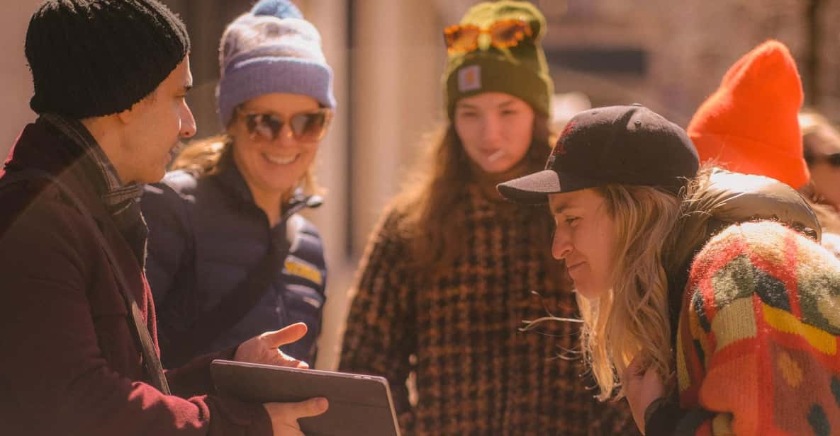 Fan Tribute: Taylor Swift in New York Walking Tour - A bakery-and-bookstore rhythm you can actually enjoy