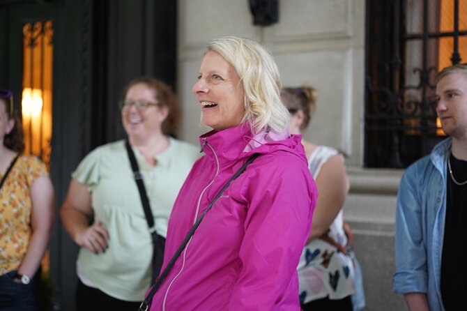 Fifth Avenue Gilded Age Mansions Walking Tour - The Gilded Age vs The TV Show: Manage Your Expectations
