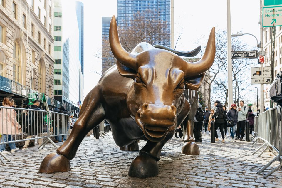 Financial Crisis Tour - Why This 2-Hour Wall Street Crisis Walk Makes Sense