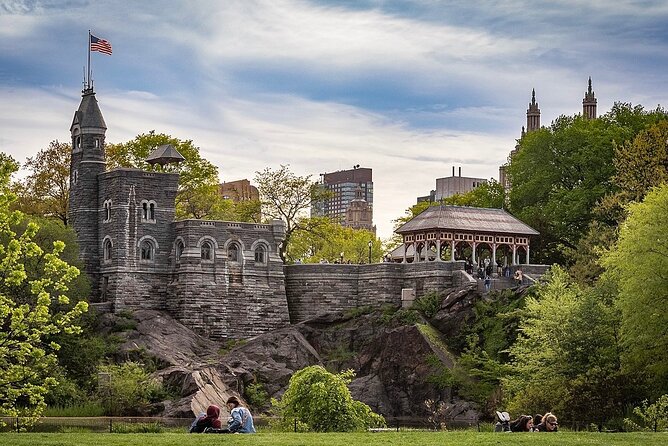 First Class Central Park Tour – Iconic Views & VIP Photo Moments - Central Park Zoo, Conservatory Water, and boating moments