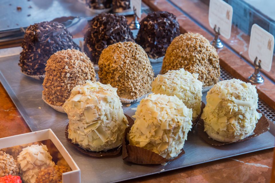 Food Tour of Greenwich Village - Cobbblestones and Food Stops in Greenwich Village