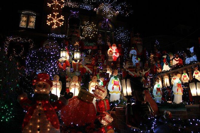 French Christmas Tour in Brooklyn - The 45-minute subway ride that actually matters
