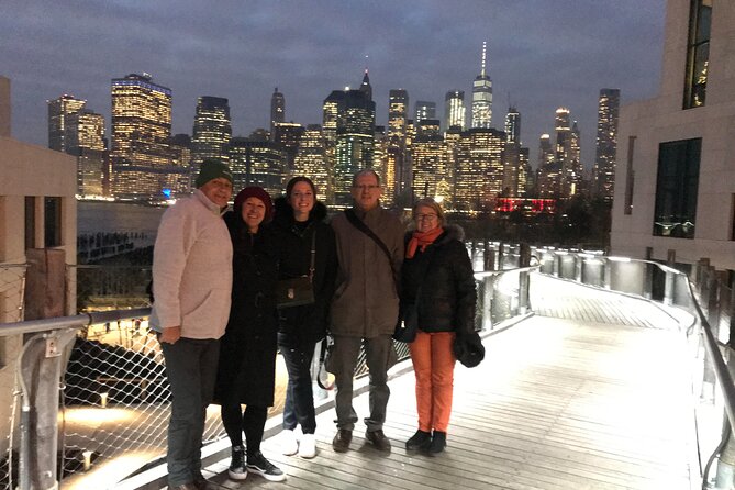 French Christmas Tour in Brooklyn - Group size and pace: better vibes in a max-10 tour