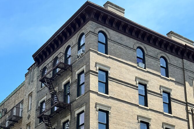 Friends' Locations Tour - Ross’s Museum and the Planetarium Scene You’ll Want to Recreate