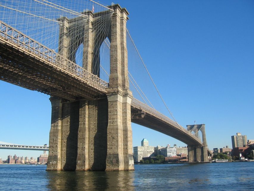 From Manhattan: 2-Hour Brooklyn Bridge Park Bike Tour - Key Things You’ll Notice