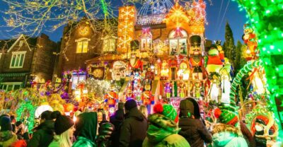 From Manhattan: 4-Hour Dyker Heights Holiday Lights Bus Tour - Price and what $63 really buys you