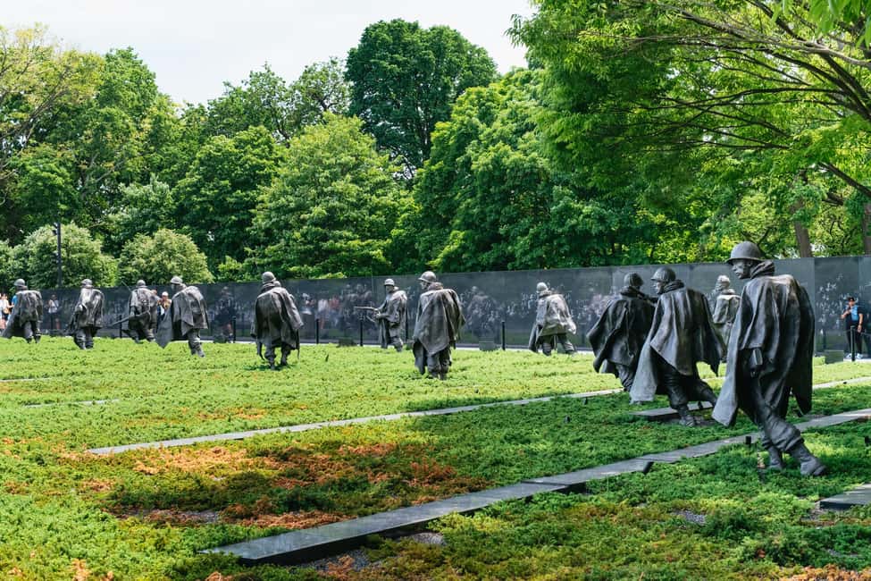From Manhattan or New Jersey: Washington DC in a Day Tour - Smithsonian stops: museum time without committing to a full museum day
