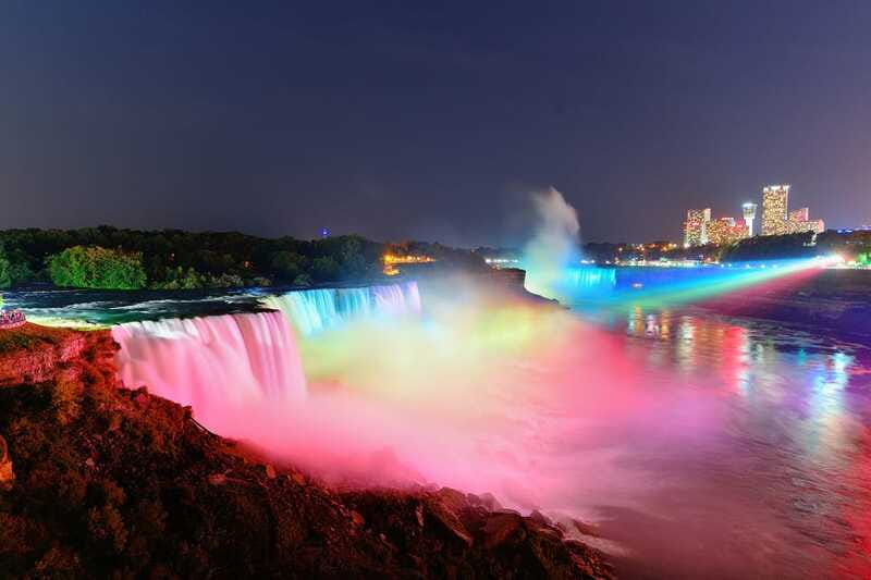 From NYC: Niagara Falls & 1000 Islands 3-Day Tour - Maid of the Mist after dark: the ride that changes the whole tone
