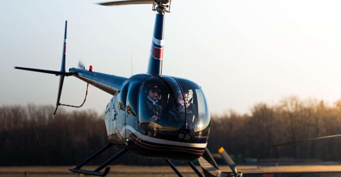 From Westchester: New York Helicopter Piloting Experience - Your time in the Robinson R44: what taking the controls feels like