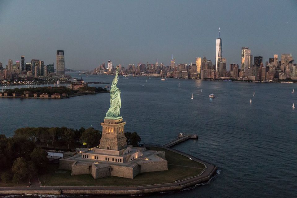 From Westchester: NYC Private Helicopter Tour for Couples - For Couples and Special Moments: More Than Just a Ride