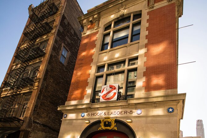 Ghostbusters Movie Locations Private Tour in New York - Stop 3: FDNY Ladder 8 in Tribeca, the headquarters photo moment