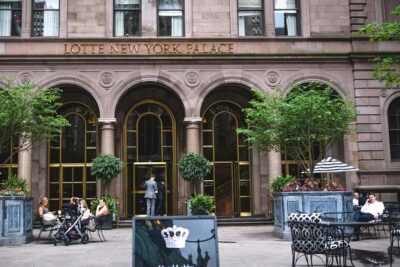 Gossip Girl Private Guided Pedicab Tour - Stop-by-Stop in Central Park: Ducks, Weddings, Shopping, and Museums
