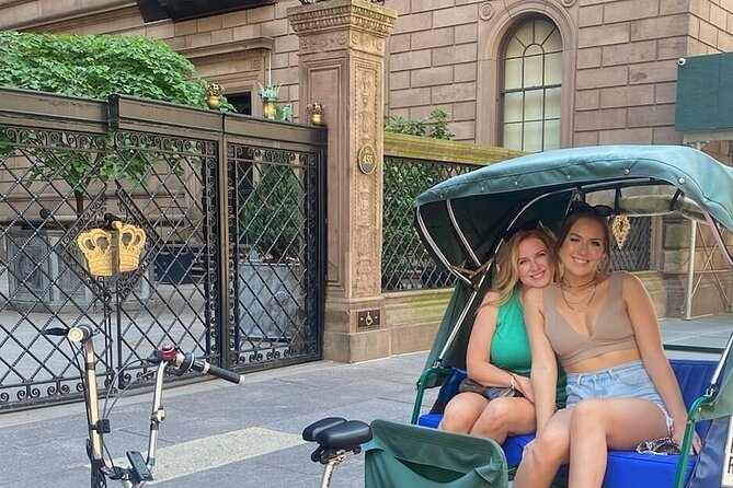 Gossip Girl Tour - Met Steps: the museum approach that saves you time