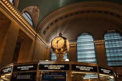 Grand Central Terminal: Secrets & Stories Tour - Pershing Square start at 90 E 42nd St: an easy launch point