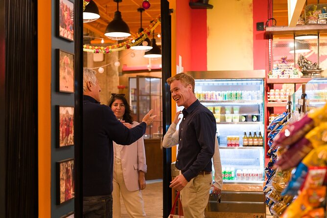 Greenwich Village and Washington Square Park Food Tour - Stop 1: Greenwich Village tastings and why small family places feel better