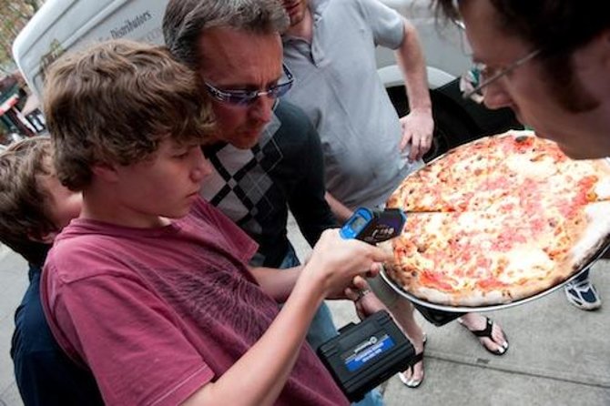 Greenwich Village Pizza Walk - Greenwich Village Pizza Pro: Pizza That Comes With Place