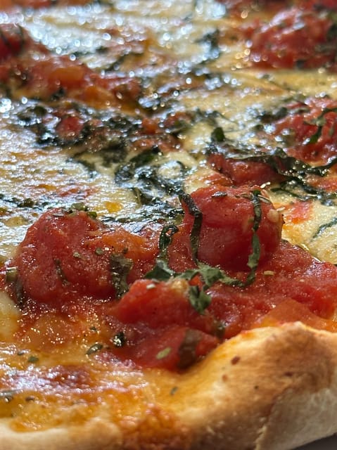 Greenwich Village: Small Group Walking and Food Tasting Tour - Bleecker Street Pizza: The One That People Call the Best