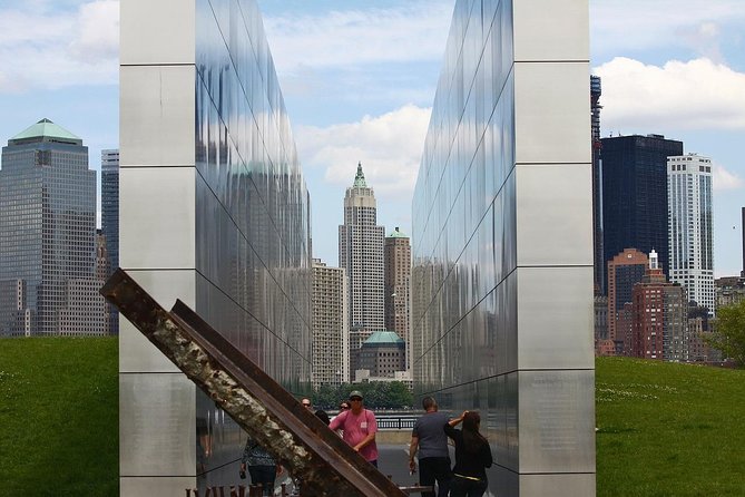 Ground 0 and World Trade Center Tour with 911 Museum Upgrade - Time, Pace, and the Small Group Factor