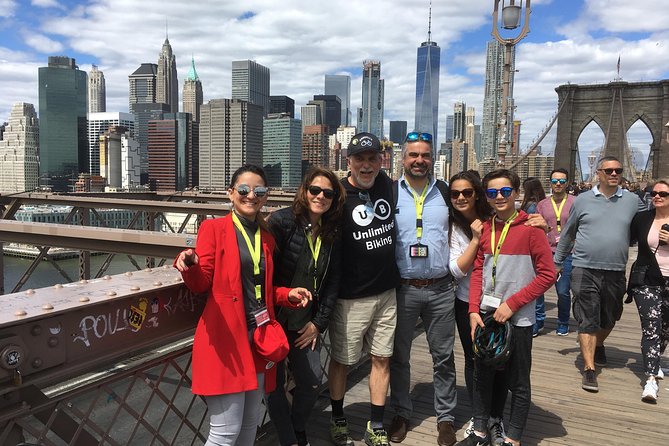 Guided Bike Tour of Lower Manhattan and Brooklyn Bridge - Jane’s Carousel: the quick, cheerful pause
