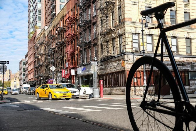 Guided tour of Lower East Side, Chinatown and Little Italy in French - Price and Value: Why $63.86 Can Make Sense for This Topic