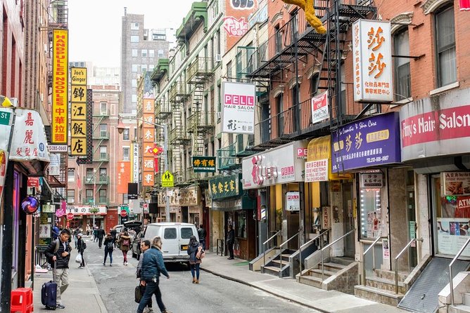 Guided tour of Lower East Side, Chinatown and Little Italy in French - Should You Book This French Tour?