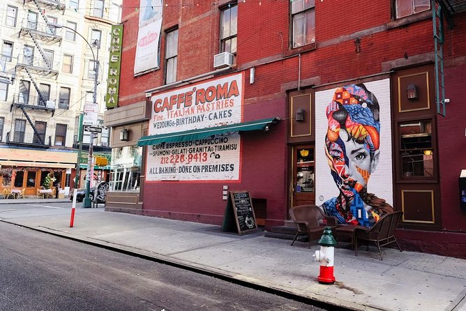 Guided tour of Lower East Side, Chinatown and Little Italy in French - Chinatown: Different Codes, Everyday Shops, and Columbus Park’s Calm