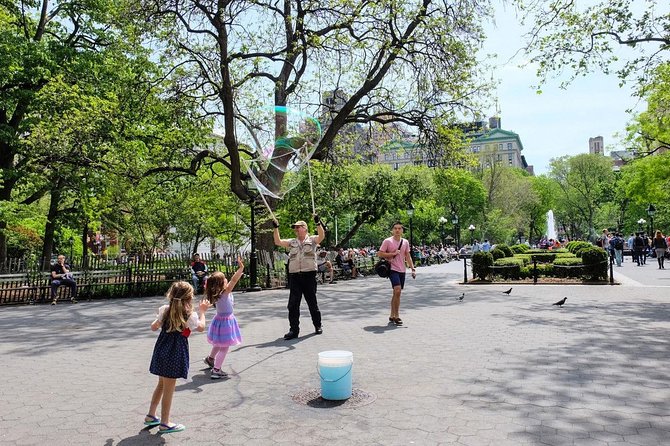 Guided tour of SoHo, Greenwich Village and Meatpacking District in French - Greenwich Village And Washington Square Park Stop