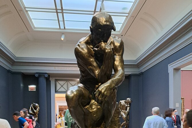 Guided tour of the MET in Spanish (Metropolitan Museum of Art) - Entering the MET with a plan (not just a ticket)
