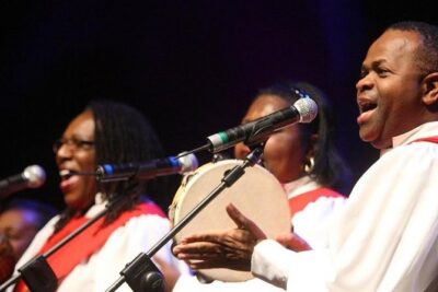 Harlem Gospel Multimedia Walking Tour - Apollo Theater Lobby Stop: Big Names, Limited Entry