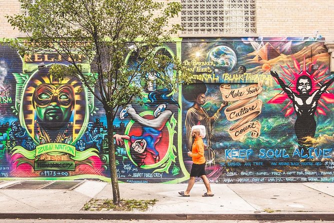 Harlem guided tour in French - Harlem in French: How the Story Gets Human Fast