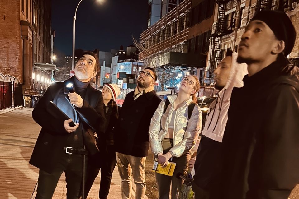 Haunted Village of New York City walking tour - The Park Over Unmarked Graves And Hangman’s Elm